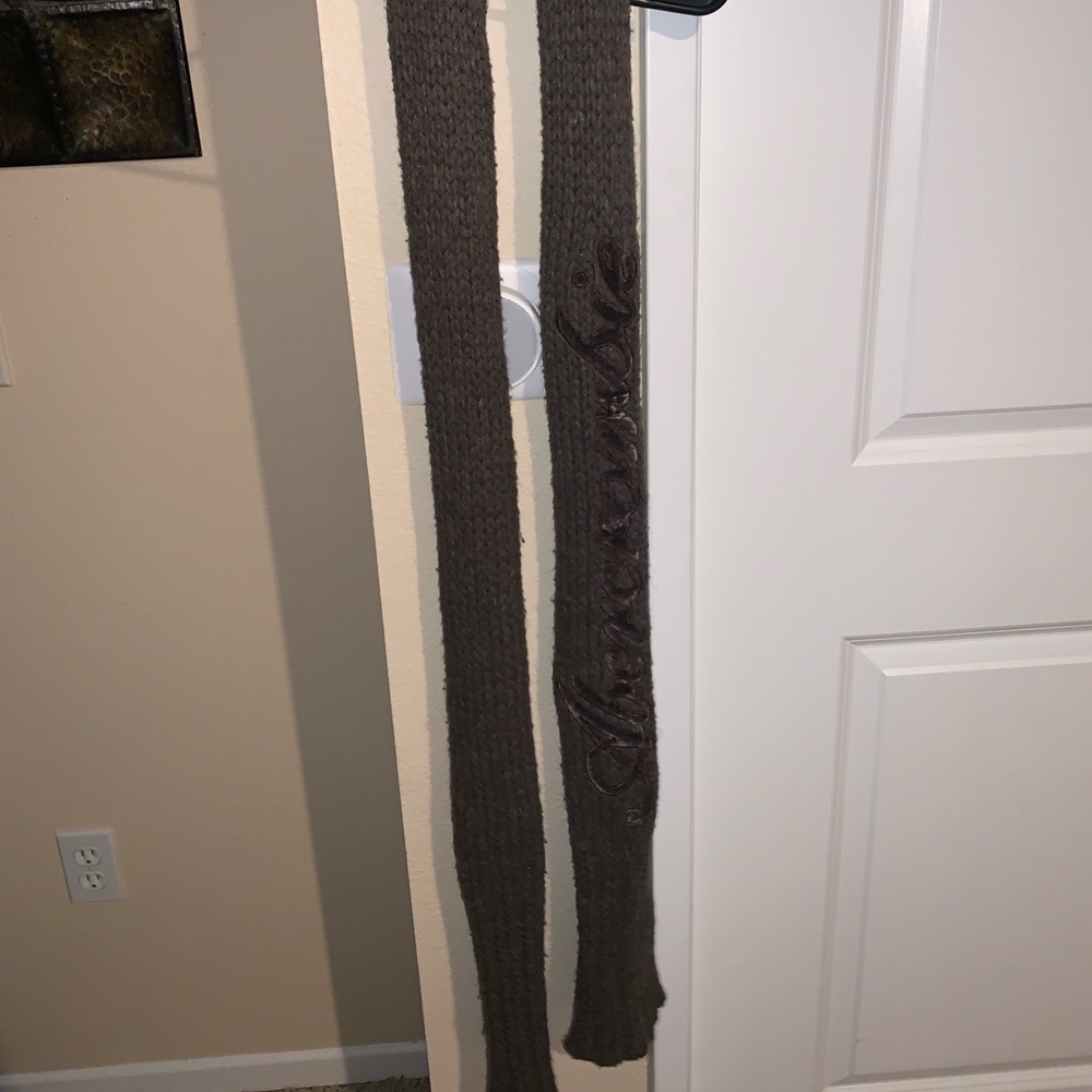 Vintage Abercrombie scarf
